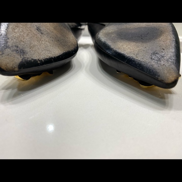 Versace flats - Picture 4 of 5